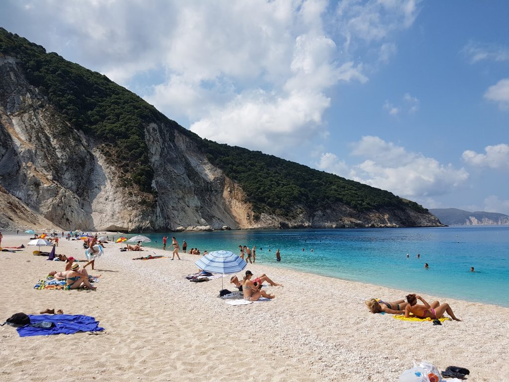 Antisamos Plajı: Captain Corelli Filmine Ev Sahipliği Yapan Koy