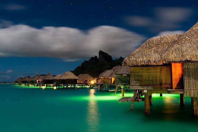 Bora Bora Gece Hayatı ve Alışveriş