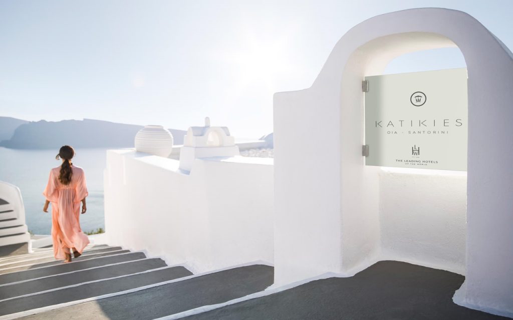 Santorini’de bulunan en sıra dışı otel: Katikies