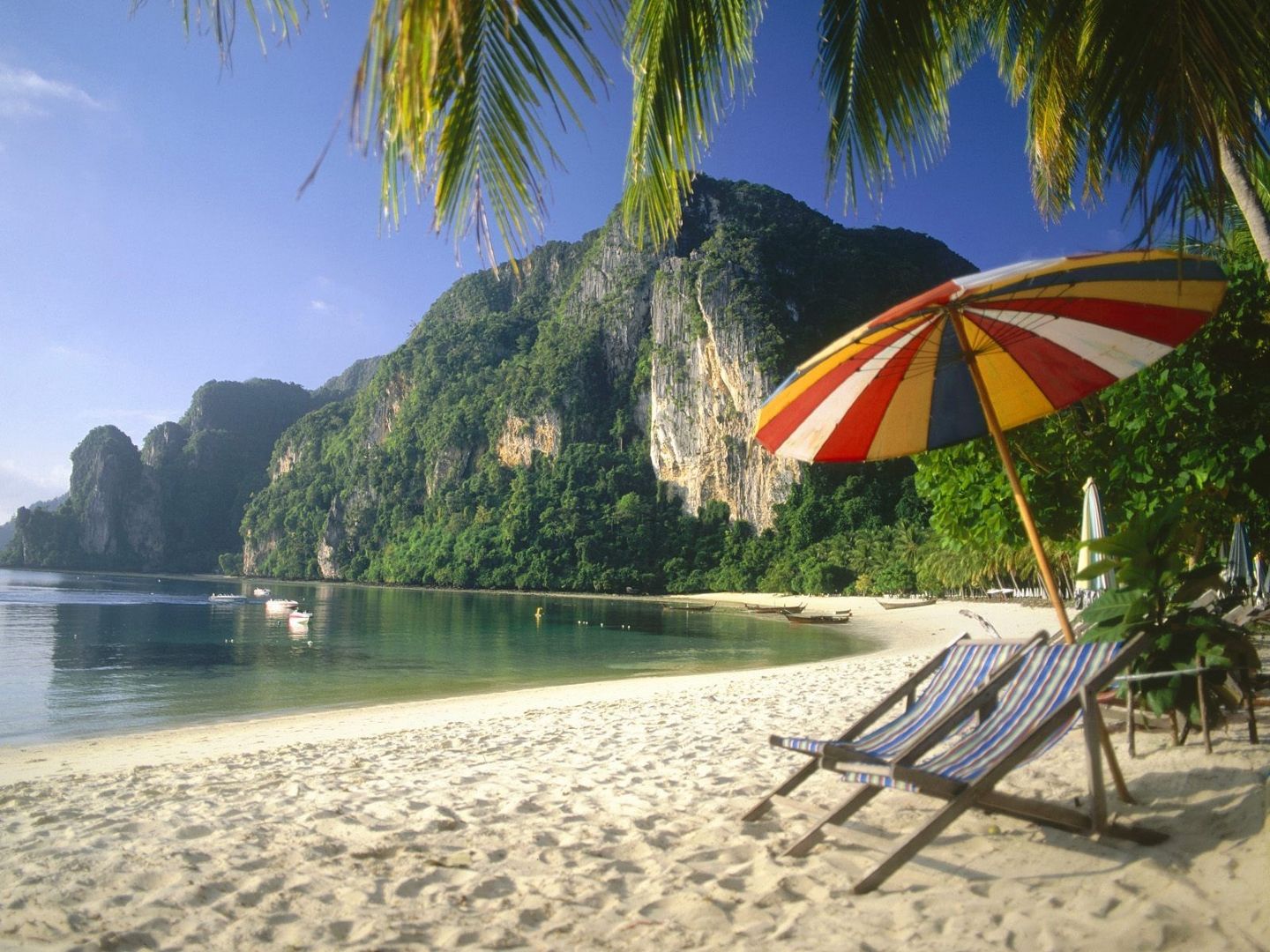 Phuket Adasına Nasıl Gidilir?
