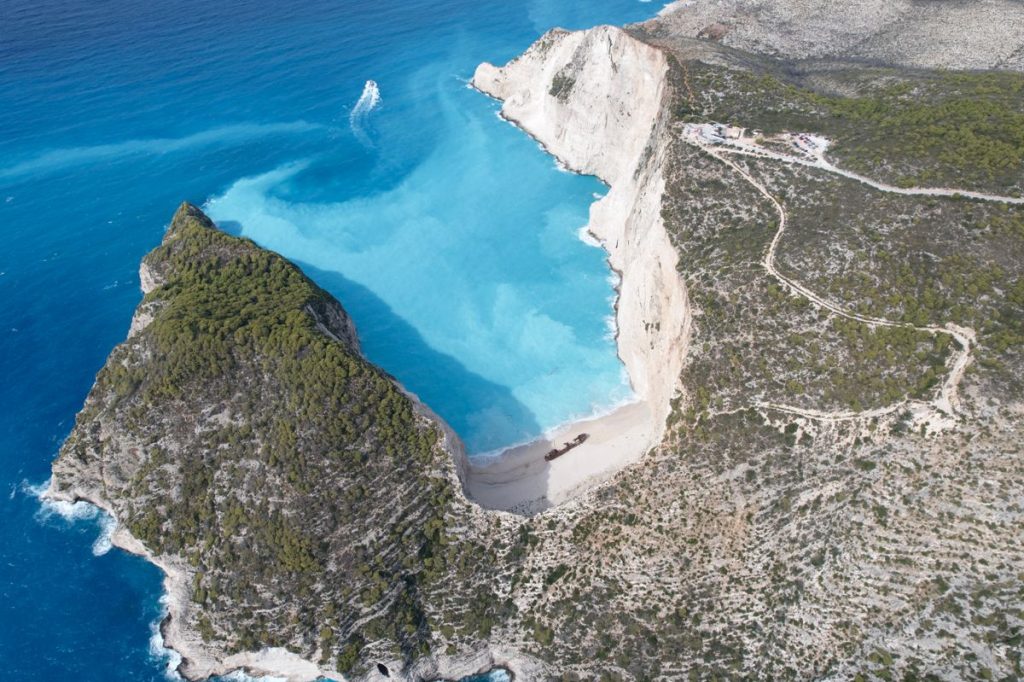 Zakynthos – Kefalonya Feribot: Çift Ada Tatili Rehberi